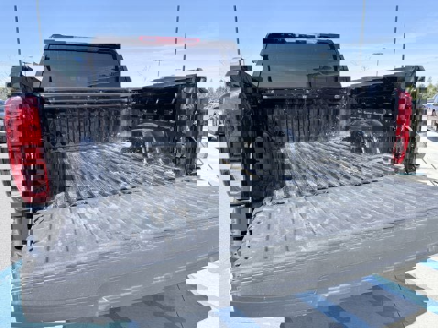 Used 2024 GMC Sierra 1500 Elevation w/ LPO, Elevation Black Package image 10