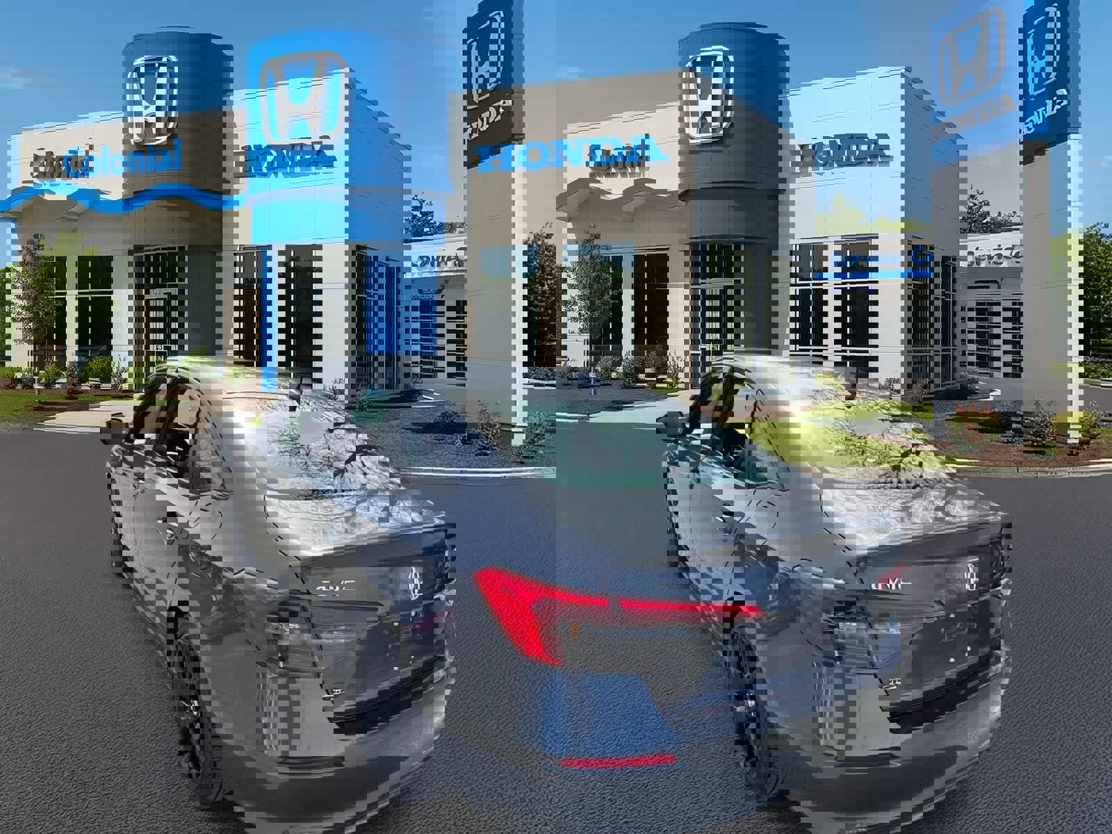 Used 2023 Honda Civic Sport image 4