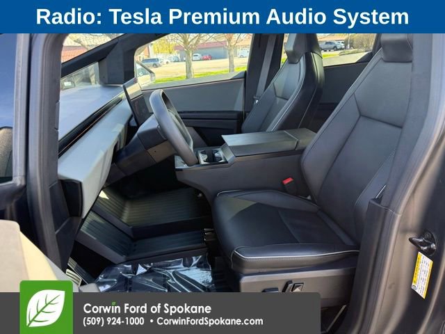 Used 2025 Tesla Cybertruck AWD Crew Cab image 2