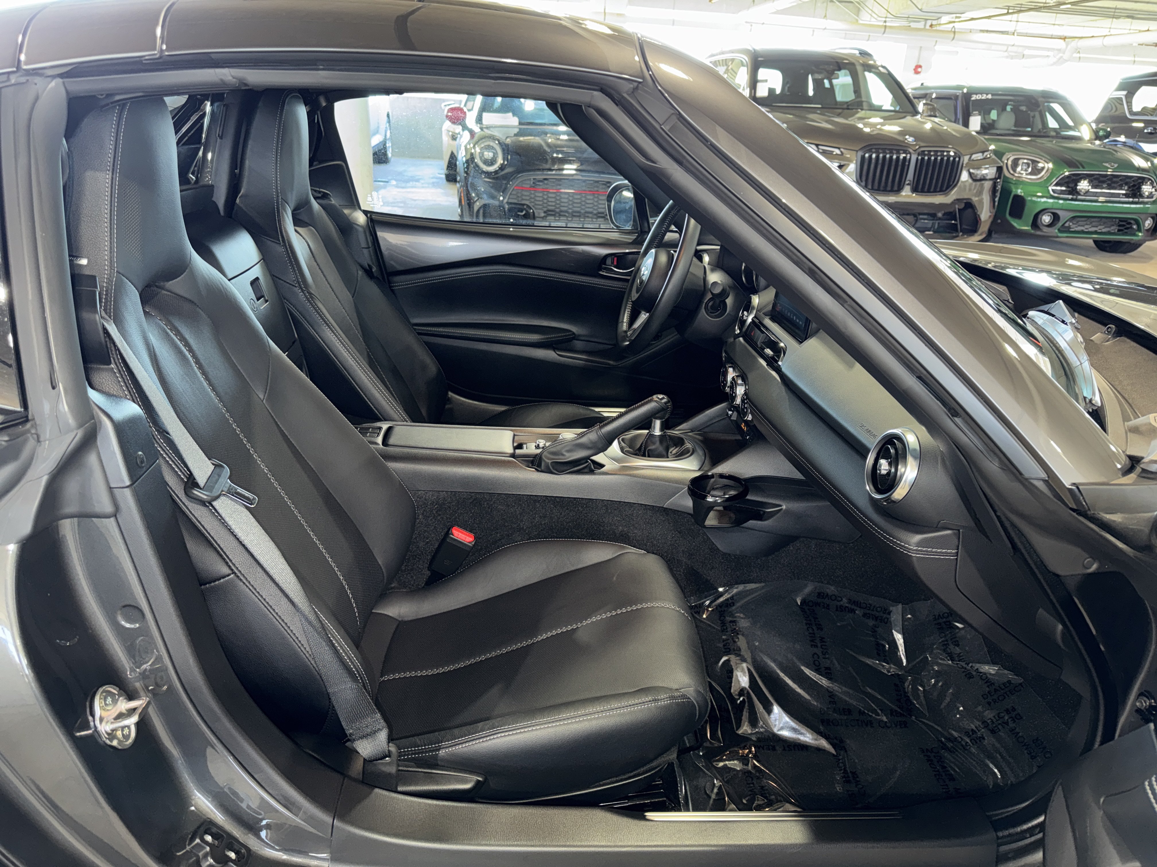 Used 2022 MAZDA MX-5 Miata RF Grand Touring RWD image 10