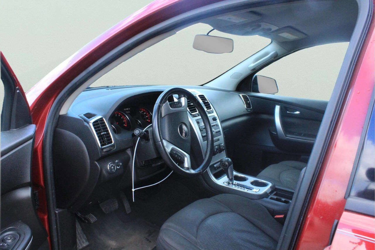Used 2010 GMC Acadia SLE image 6