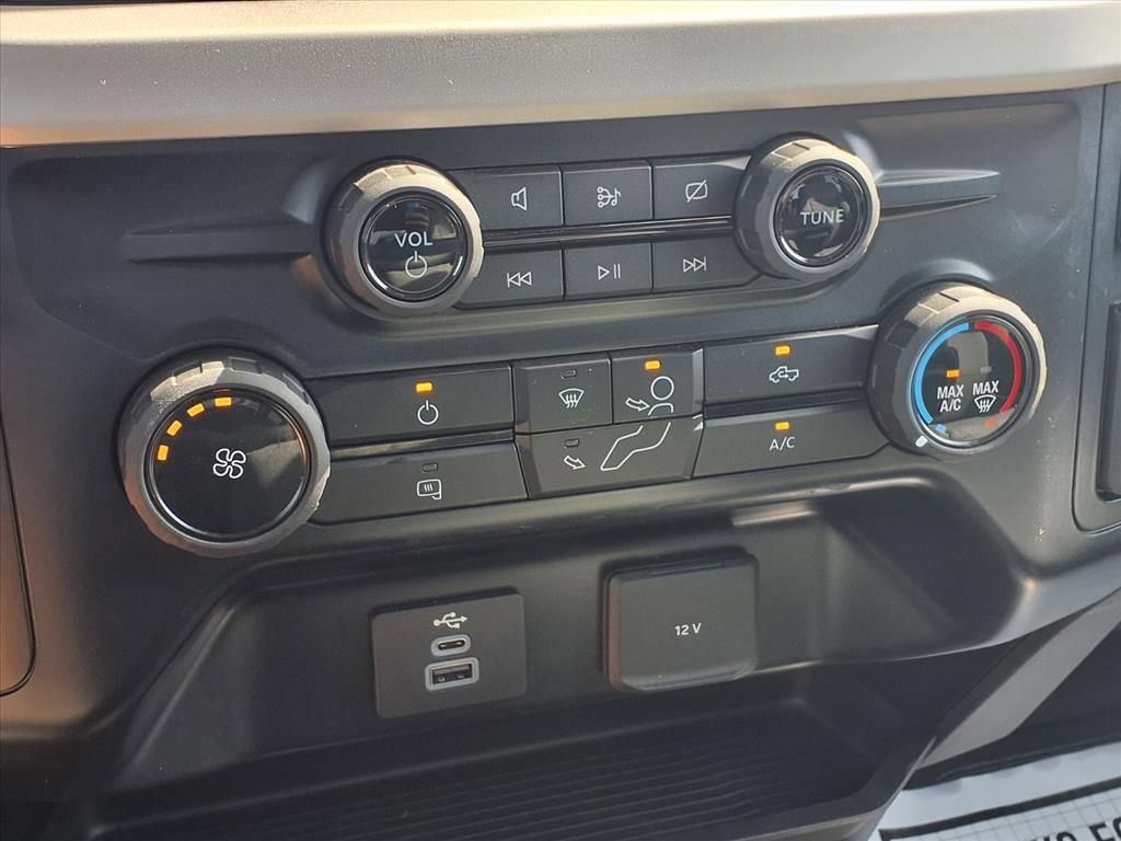 Used 2023 Ford F350 XLT w/ FX4 Off-Road Package image 8