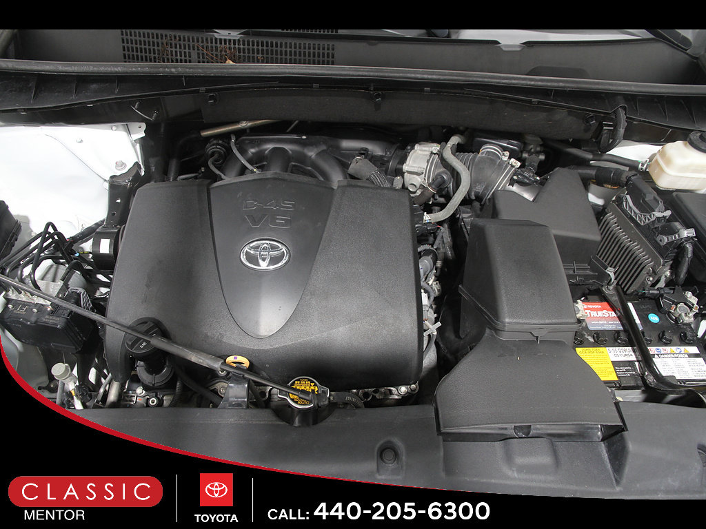 Used 2017 Toyota Highlander XLE AWD/4WD image 23