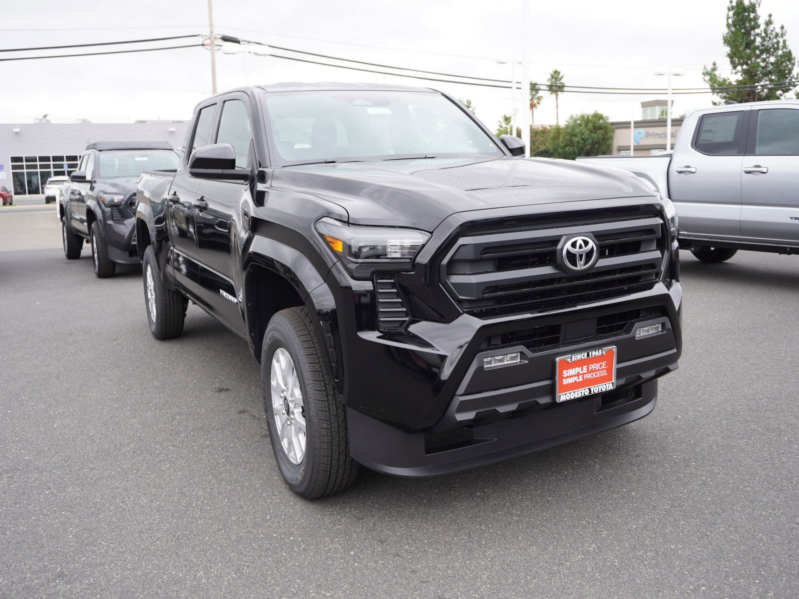 New 2025 Toyota Tacoma SR5