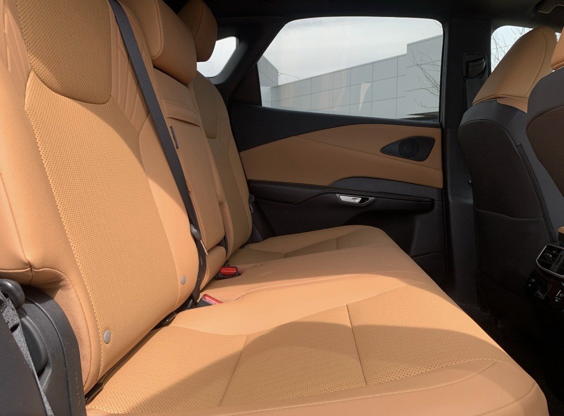 Certified 2025 Lexus RX 350 Premium w/ Accessory Package (Z1) image 32