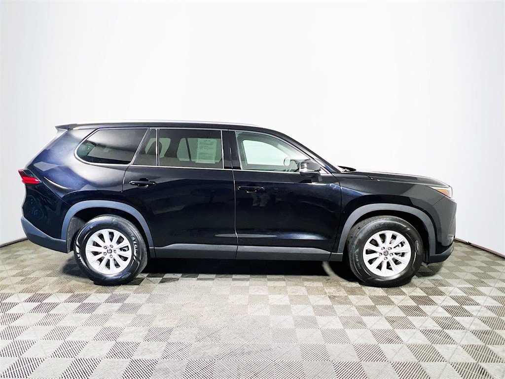 Certified 2025 Toyota Grand Highlander AWD image 9