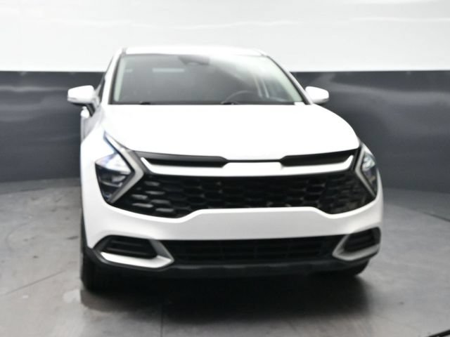 Used 2023 Kia Sportage EX FWD image 2