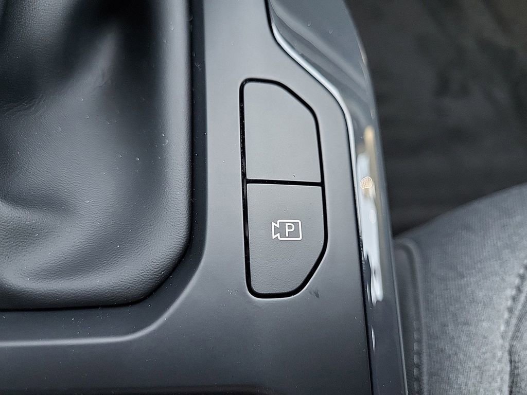 New 2025 Kia K4 EX image 24
