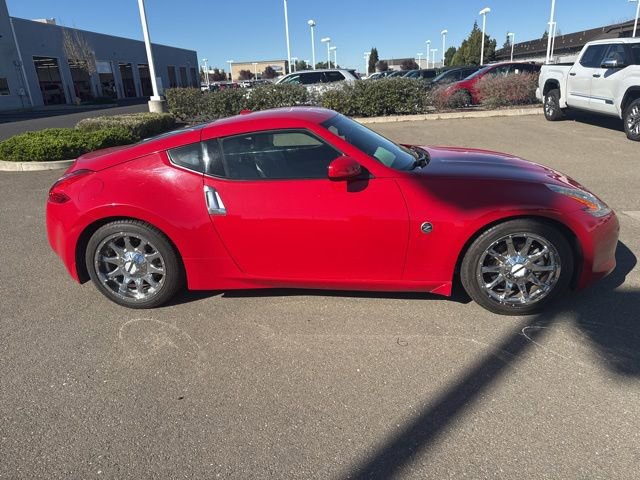 Used 2009 Nissan 370Z Touring image 6