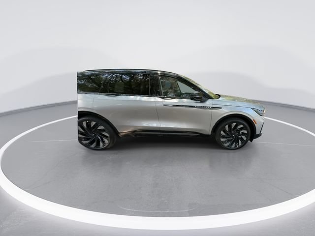 New 2026 Lincoln Nautilus Reserve AWD/4WD image 9