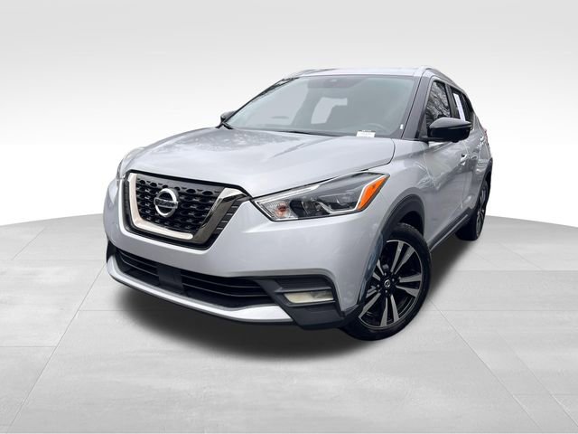 Used 2020 Nissan Kicks SR image 9