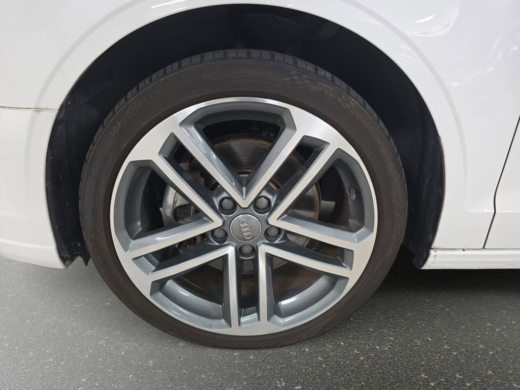 Used 2020 Audi A3 2.0T Premium image 31