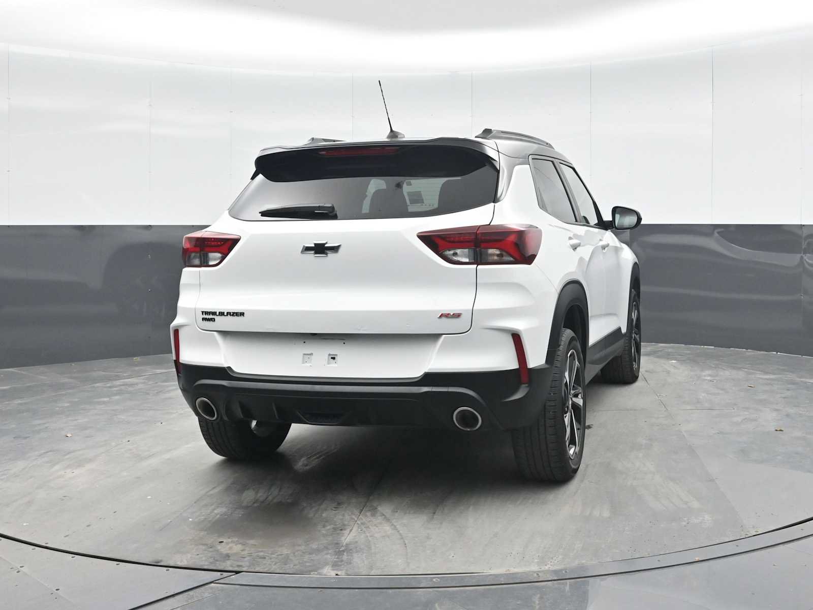 Used 2023 Chevrolet TrailBlazer RS AWD/4WD image 10