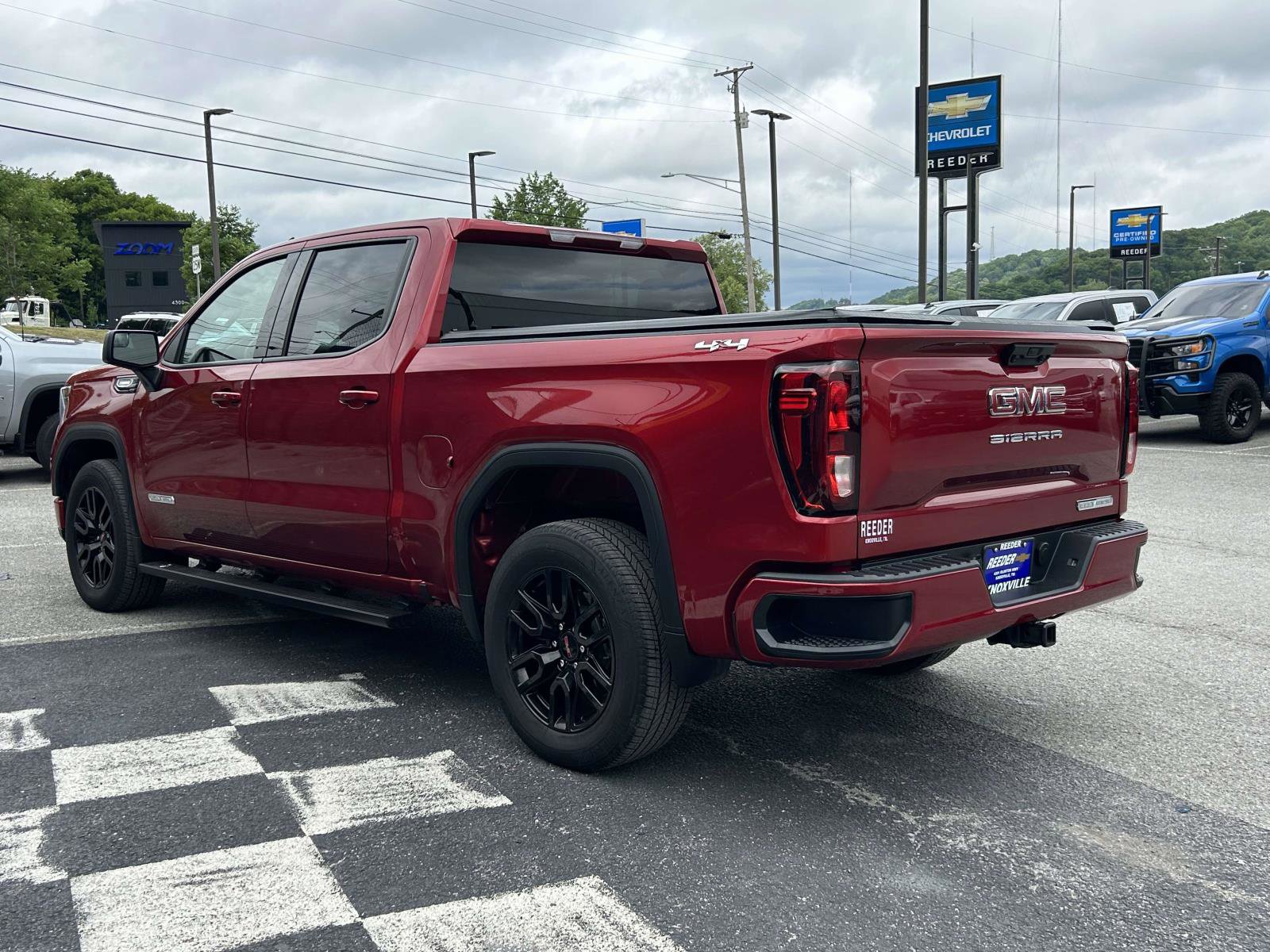Used 2024 GMC Sierra 1500 Elevation AWD/4WD image 5
