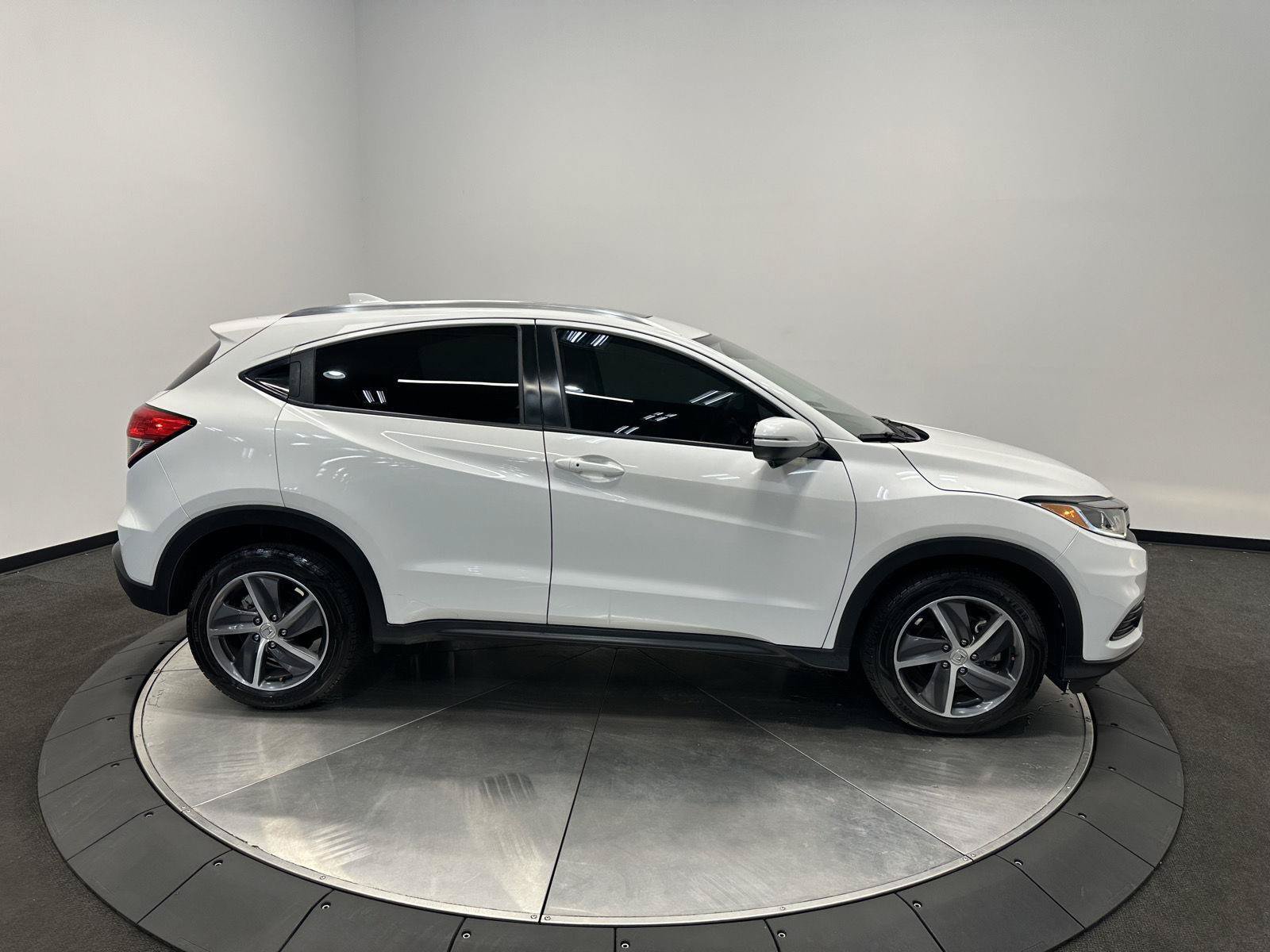 Used 2021 Honda HR-V EX image 8
