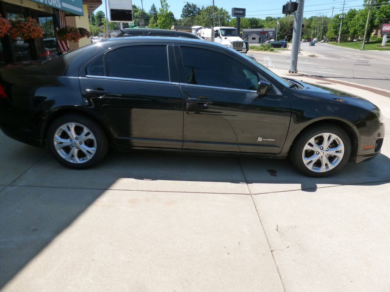 Used 2012 Ford Fusion Hybrid FWD image 5