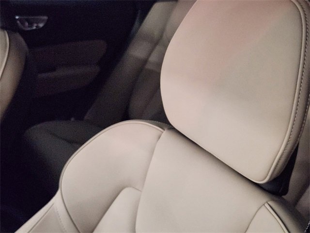 New 2026 Volvo XC60 B5 Plus w/ Protection Package Premier image 15