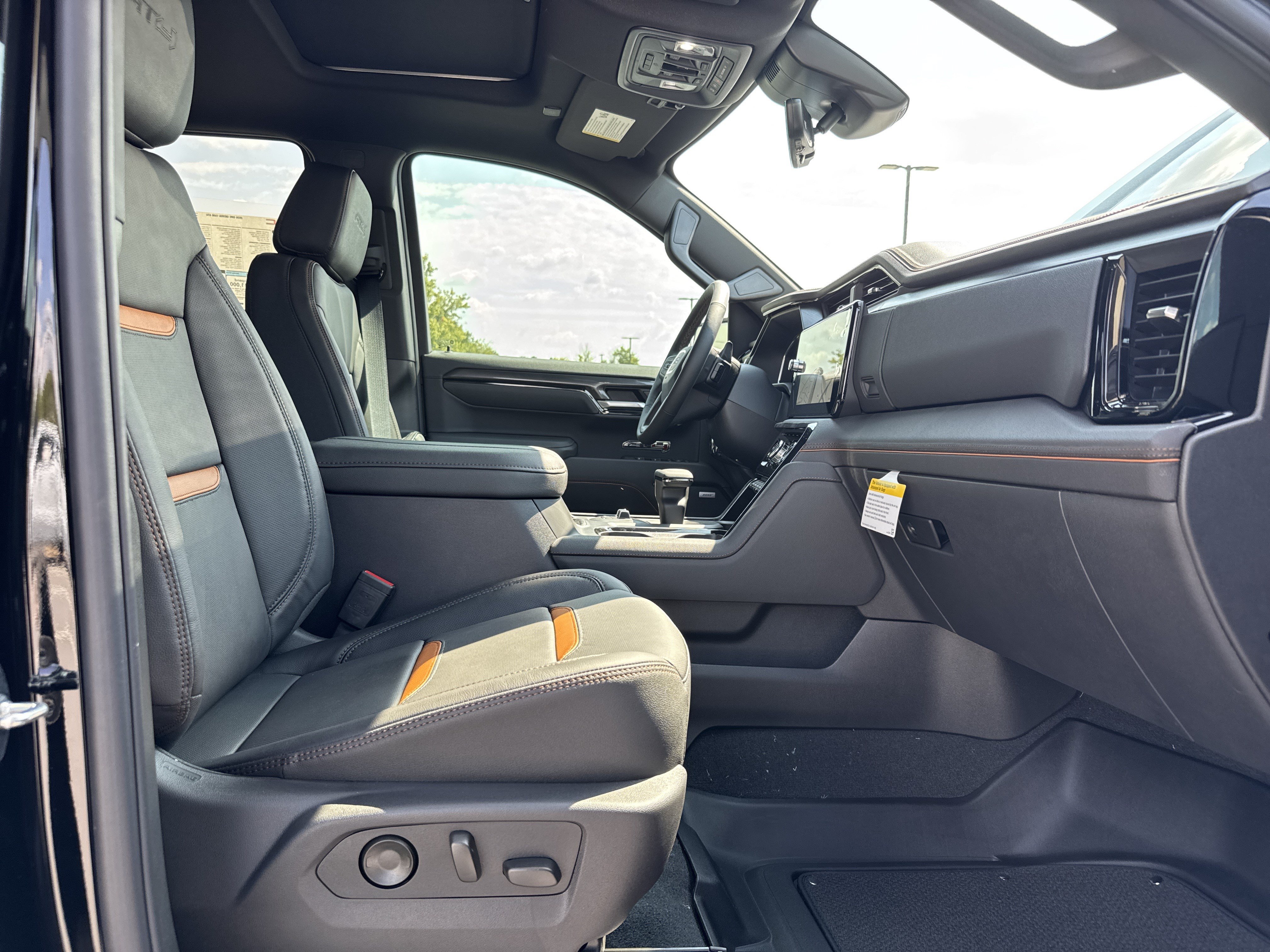 New 2026 GMC Sierra 1500 AT4 w/ AT4 Premium Package AWD/4WD image 33