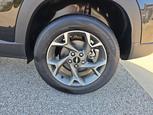 New 2026 Chevrolet Trax LT w/ Driver Confidence Package FWD image 32
