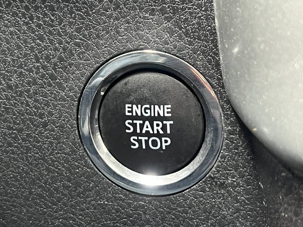 Used 2019 Toyota Highlander XLE AWD/4WD image 22