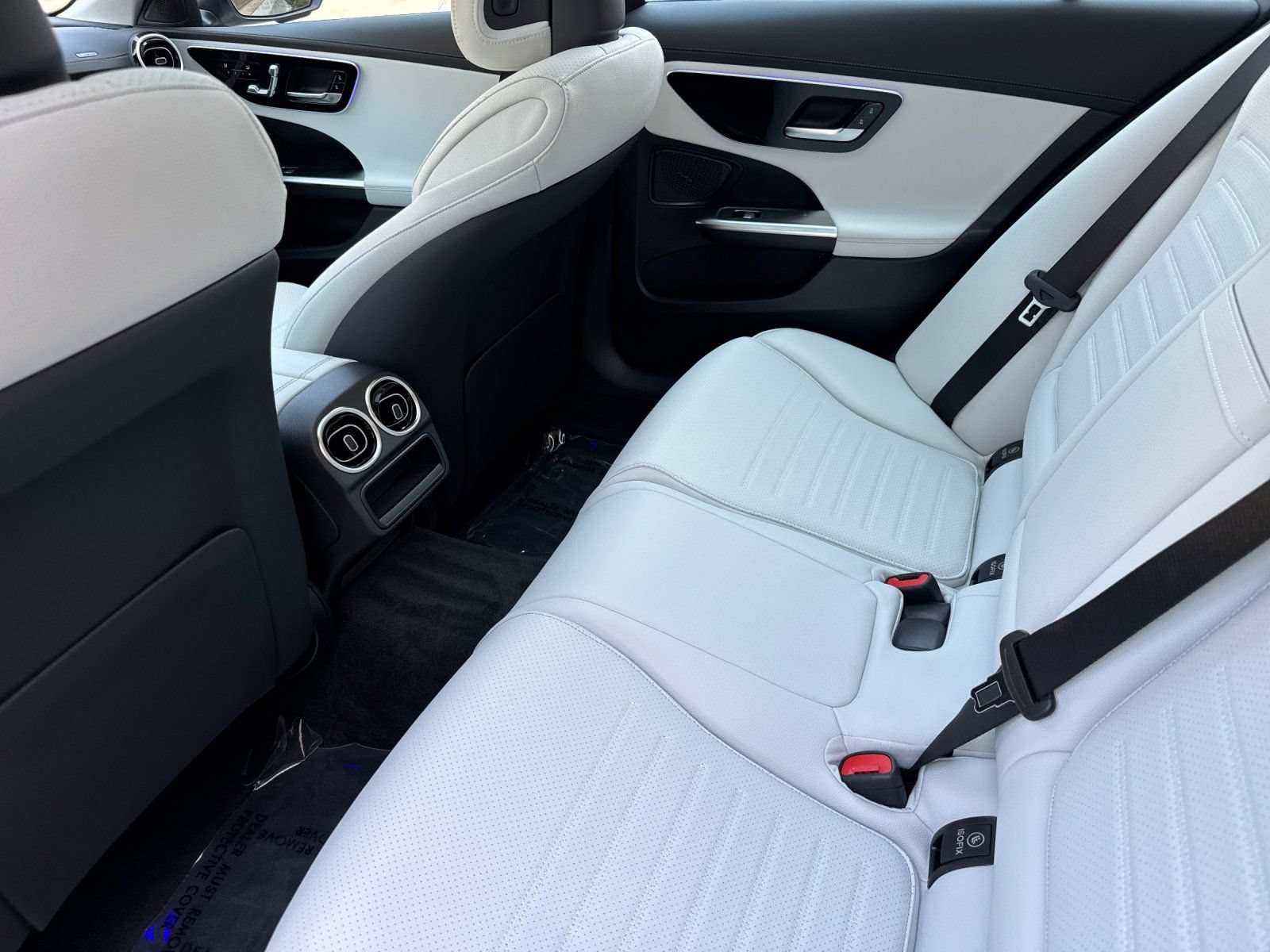 New 2026 Mercedes-Benz C 300 4MATIC Sedan image 11