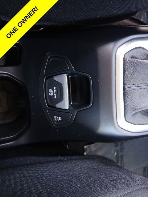 Used 2020 Jeep Renegade Latitude AWD/4WD image 22