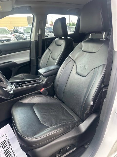 Used 2022 Jeep Compass Limited w/ Sun and Sound Group AWD/4WD image 17