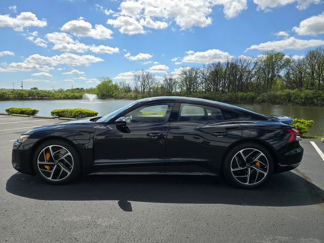 Used 2024 Audi RS e-tron GT w/ Carbon Performance Package AWD/4WD image 14