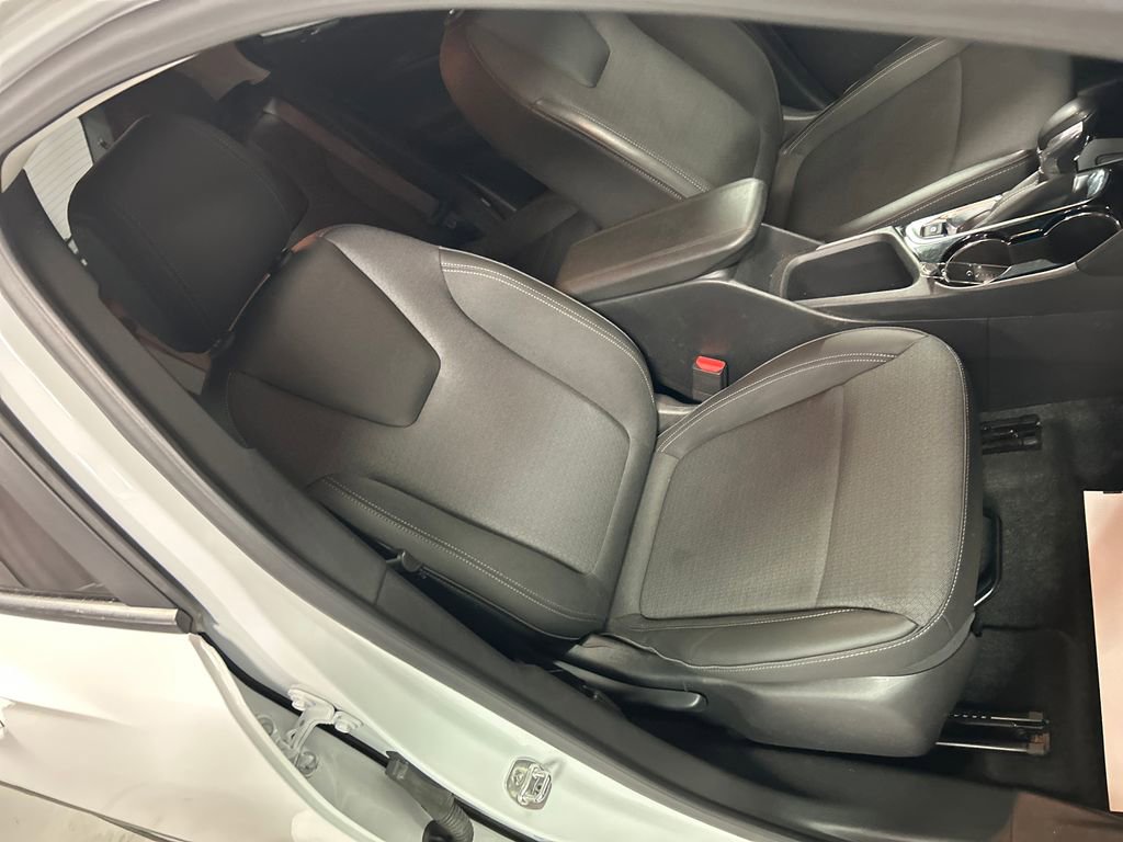 Used 2024 Buick Encore GX Preferred image 25