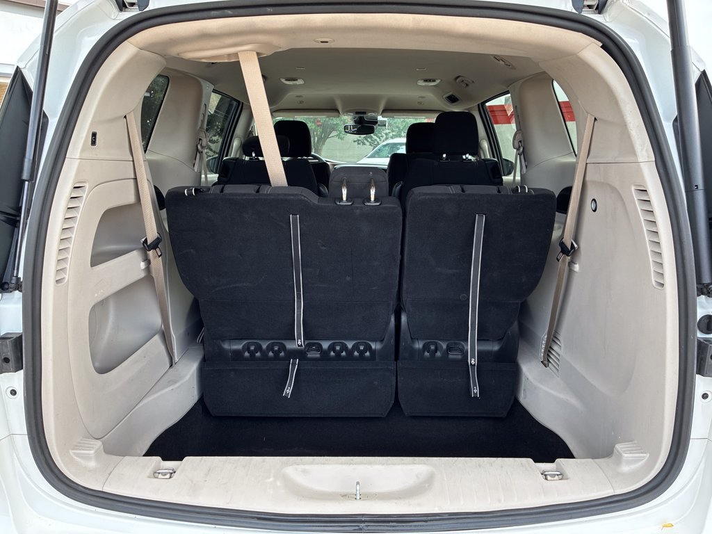 Used 2023 Chrysler Voyager LX FWD image 22