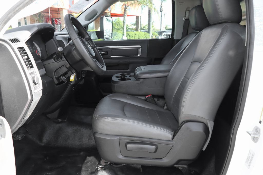 Used 2015 RAM 3500 Tradesman w/ Power & Remote Entry Group RWD image 17