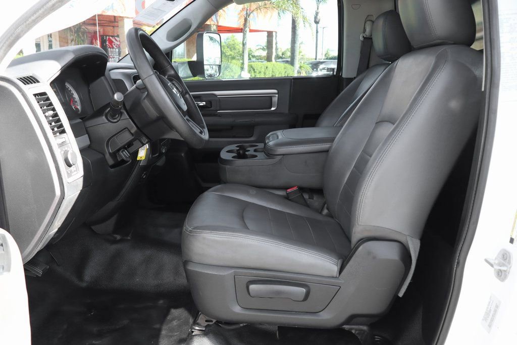 Used 2015 RAM 3500 Tradesman w/ Power & Remote Entry Group RWD image 17