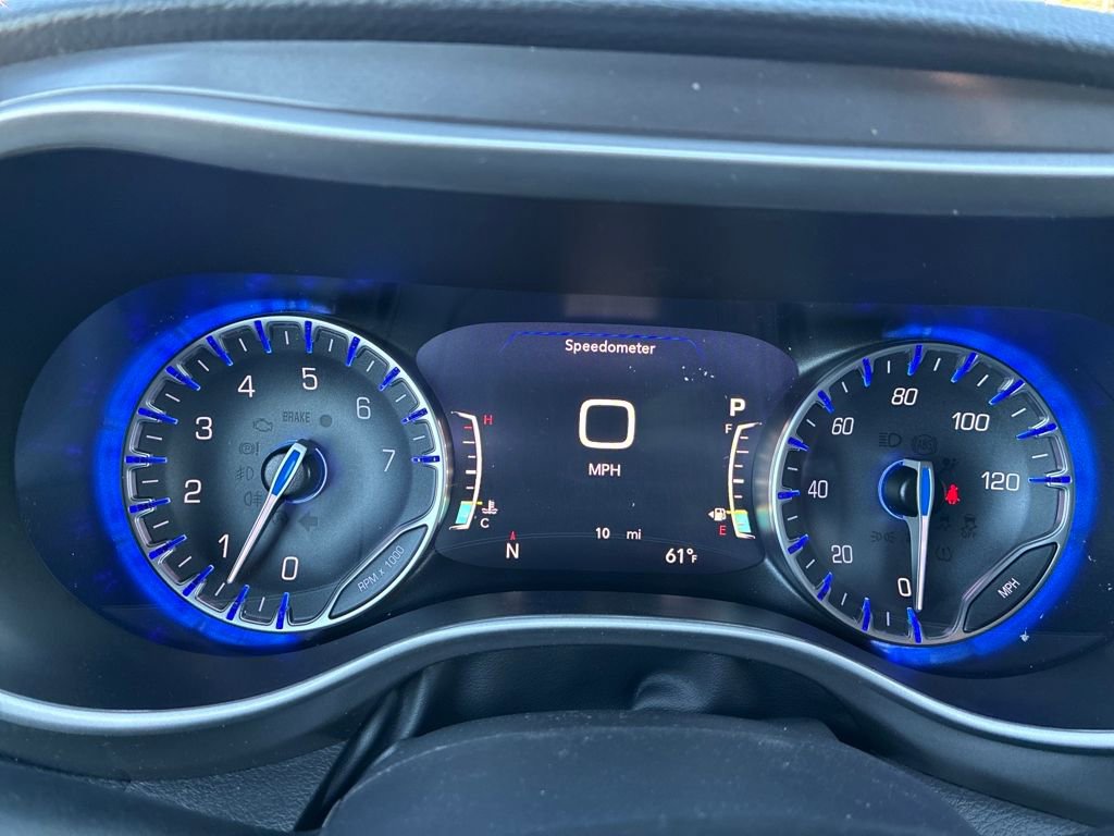 New 2026 Chrysler Pacifica Select image 15