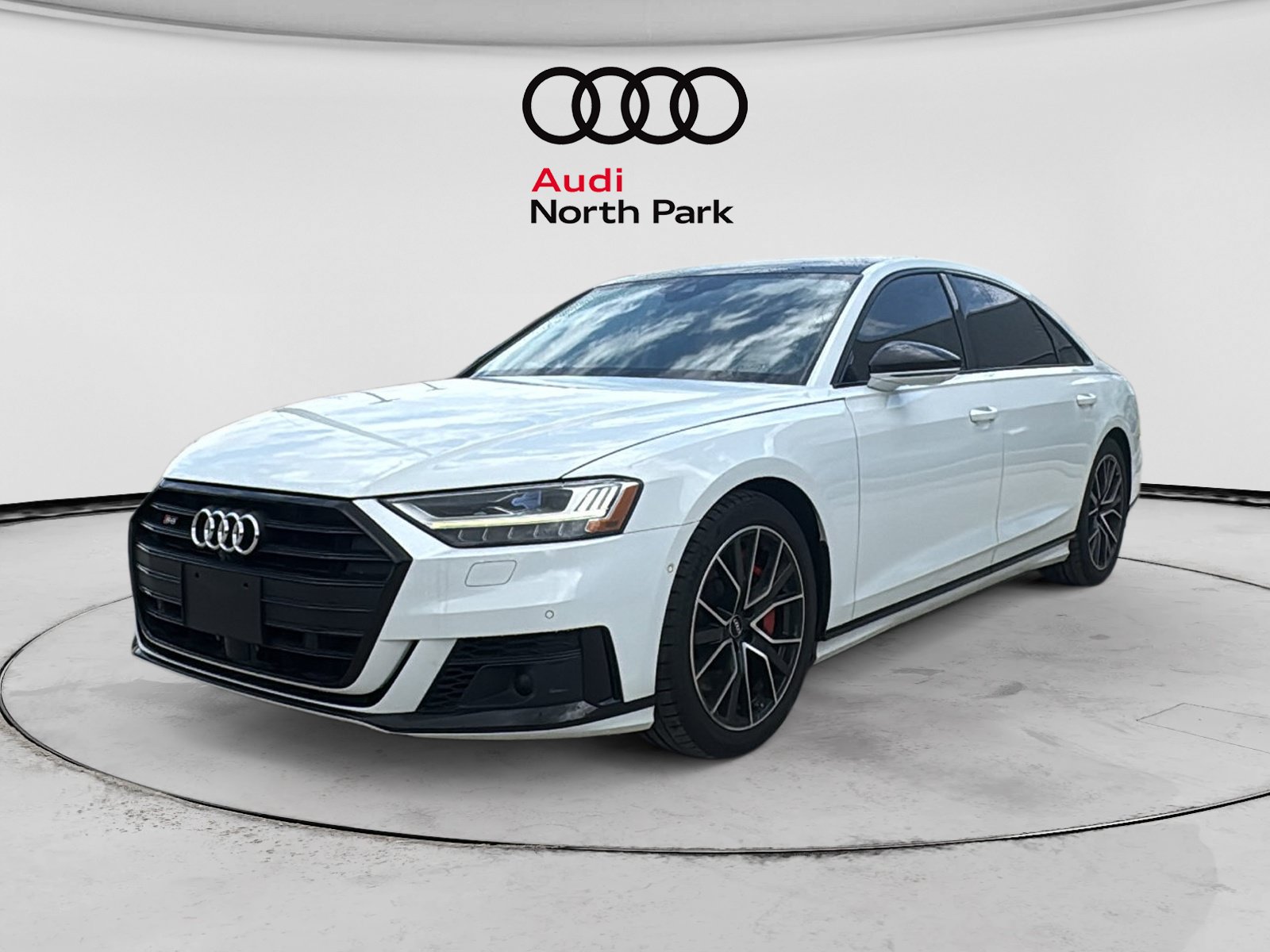 Used 2020 Audi S8 L w/ S8 Executive Package AWD/4WD image 3