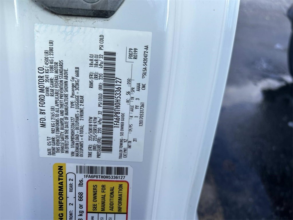 Used 2017 Ford Mustang Coupe image 32