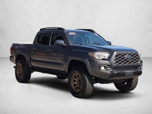 Used 2018 Toyota Tacoma SR5 RWD image 3