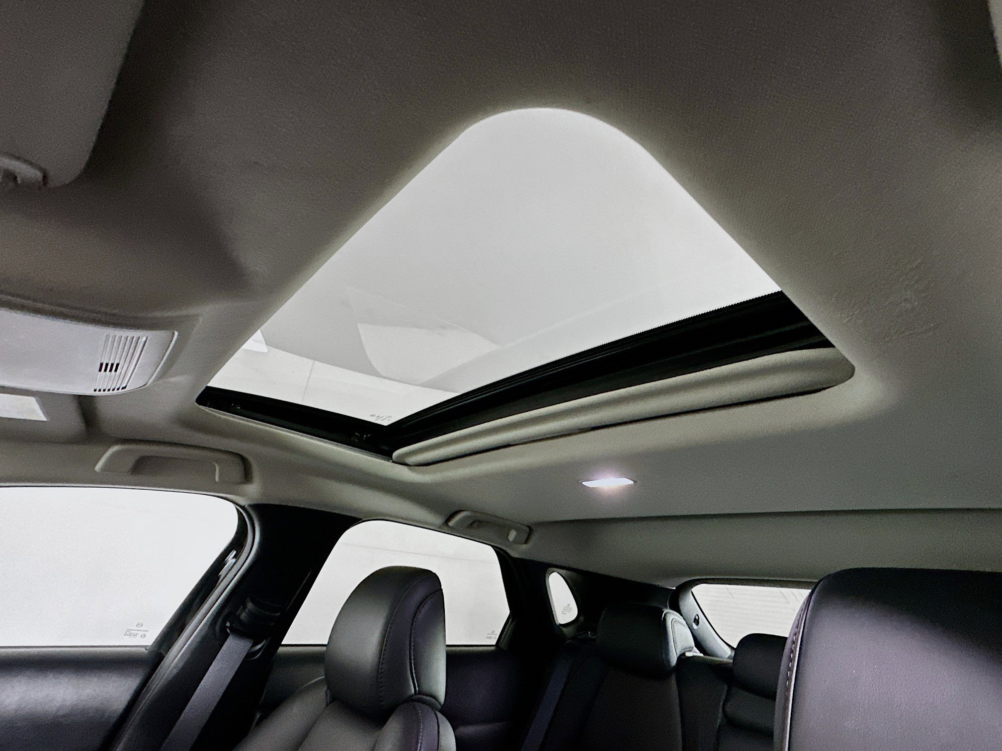 Used 2024 MAZDA CX-30 AWD 2.5 S w/ Premium Package image 27