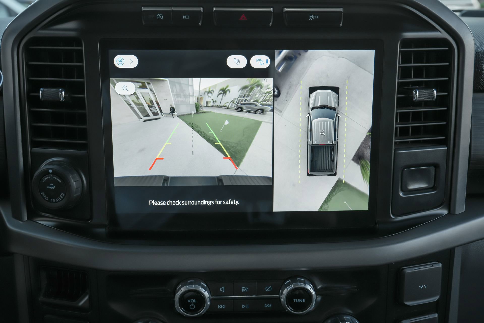 Used 2024 Ford F150 XLT w/ Mobile Office Package image 14