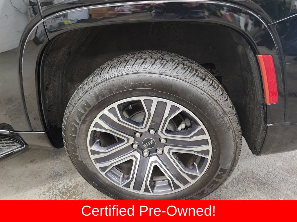 Certified 2025 Jeep Wagoneer Series II AWD/4WD image 38