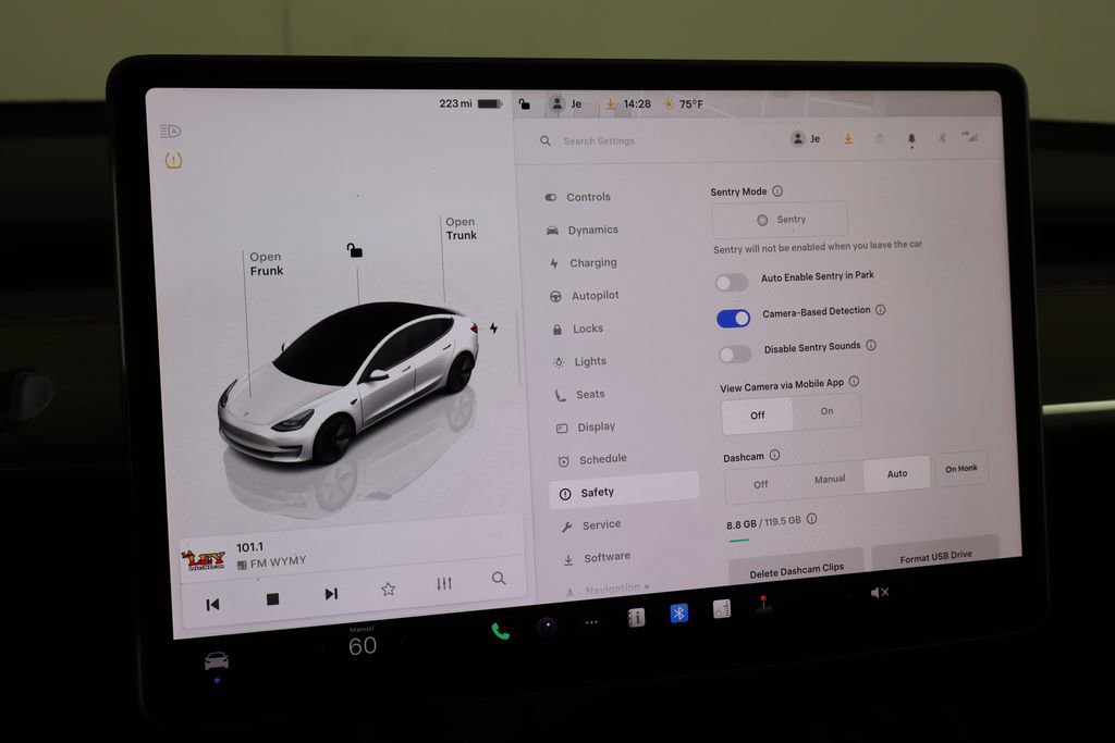 Used 2023 Tesla Model 3 Standard Range RWD image 39