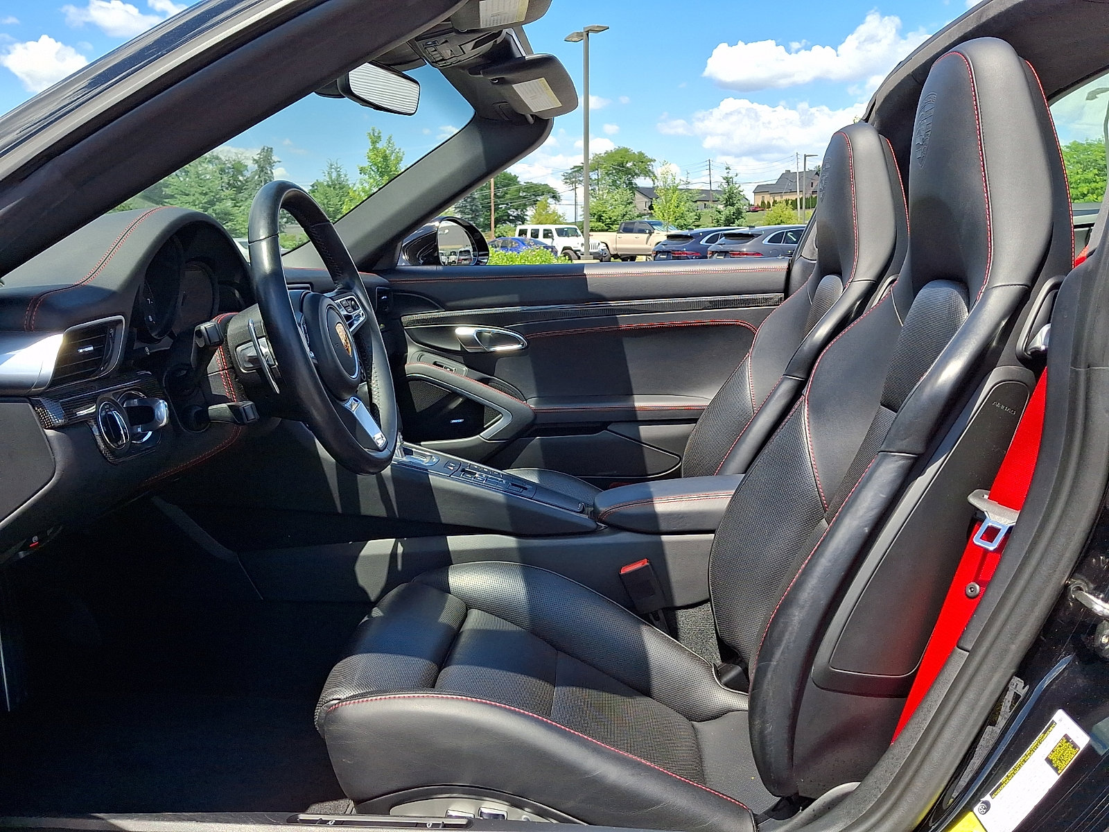 Used 2017 Porsche 911 Targa 4S AWD/4WD image 12