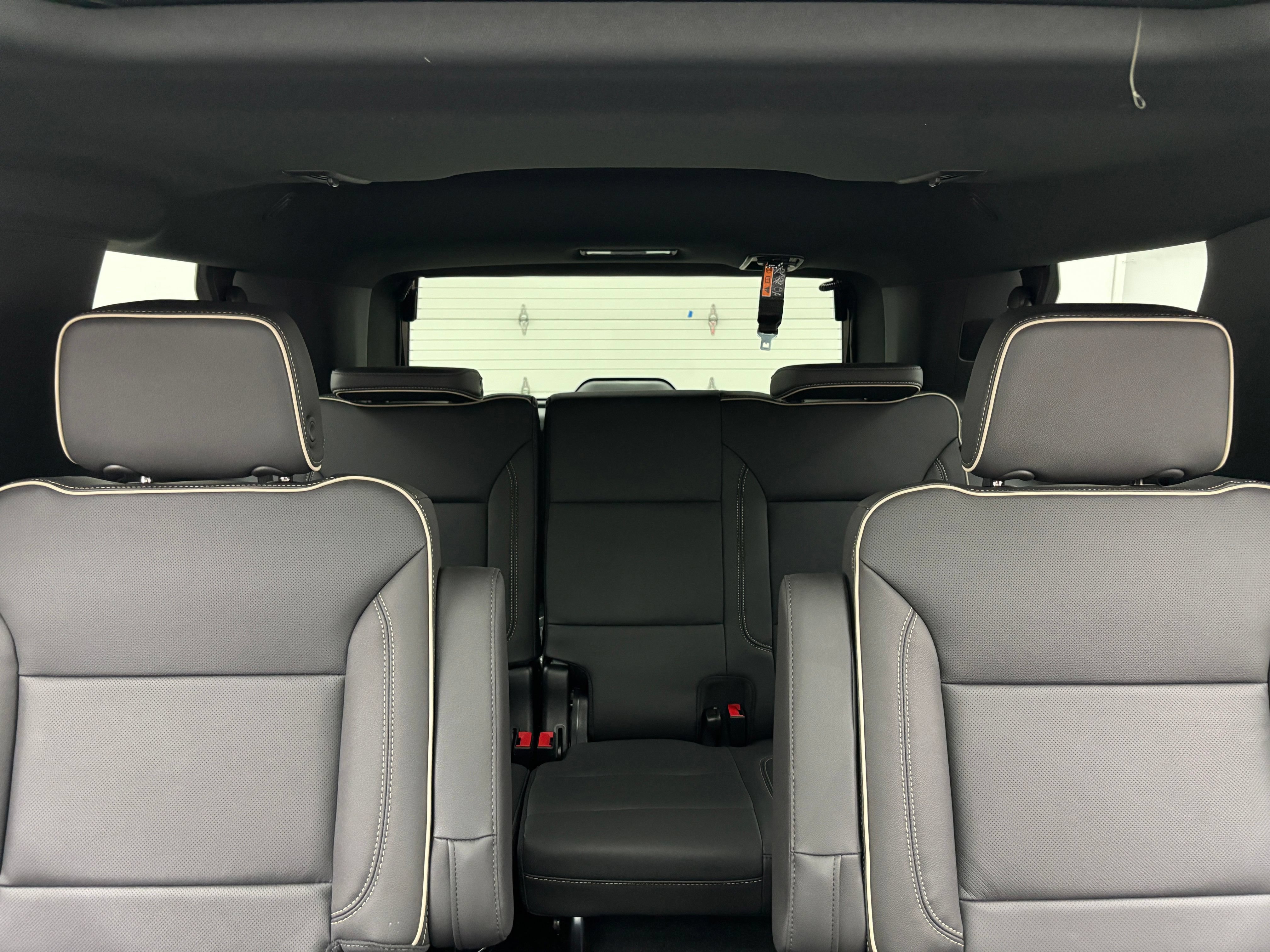New 2026 GMC Yukon Elevation w/ Elevation Premium Package AWD/4WD image 46