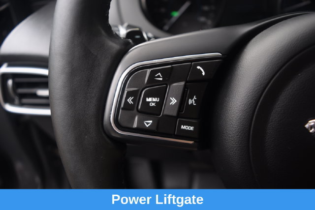 Used 2018 Jaguar F-PACE Premium AWD/4WD image 6