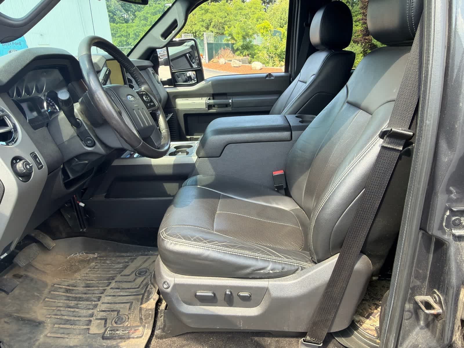 Used 2016 Ford F250 Lariat w/ Chrome Package AWD/4WD image 6