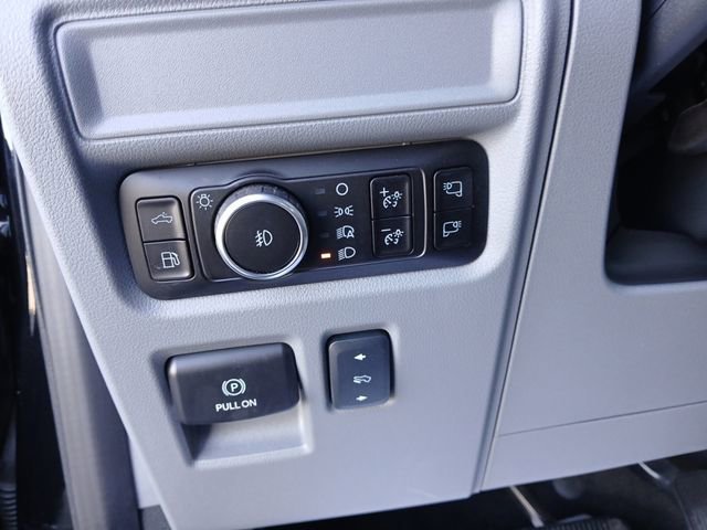 Used 2025 Ford F150 Lariat w/ Equipment Group 501A Mid image 18