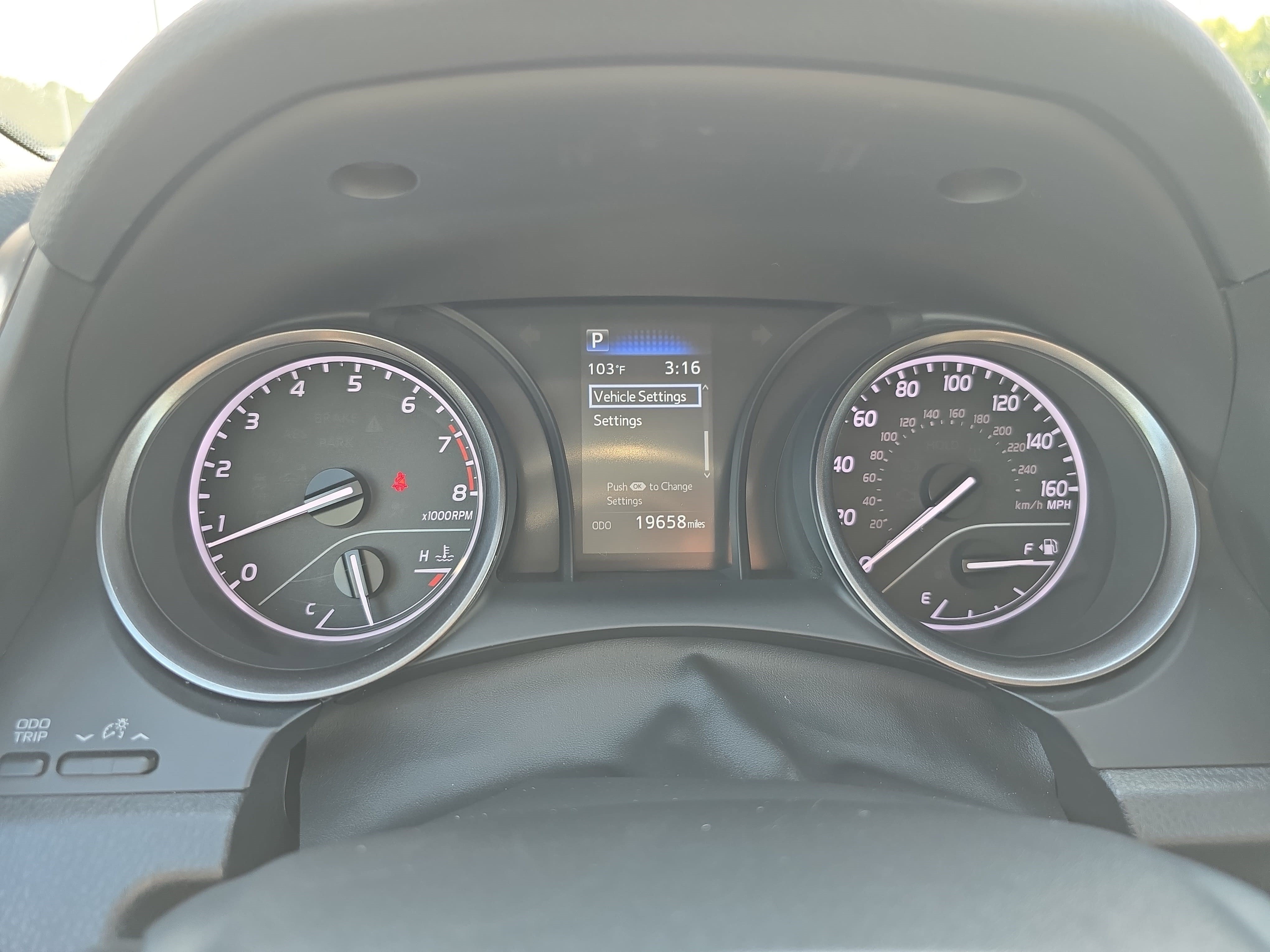 Used 2024 Toyota Camry SE FWD image 18