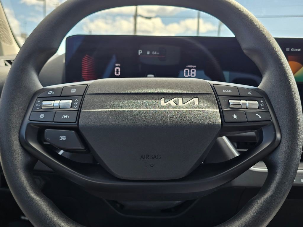 Used 2025 Kia K4 FWD image 23