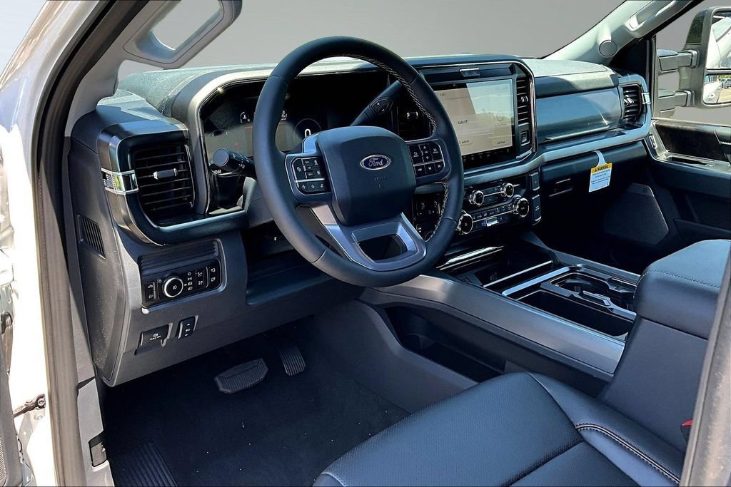 New 2026 Ford F250 Lariat w/ Black Appearance Package AWD/4WD image 7