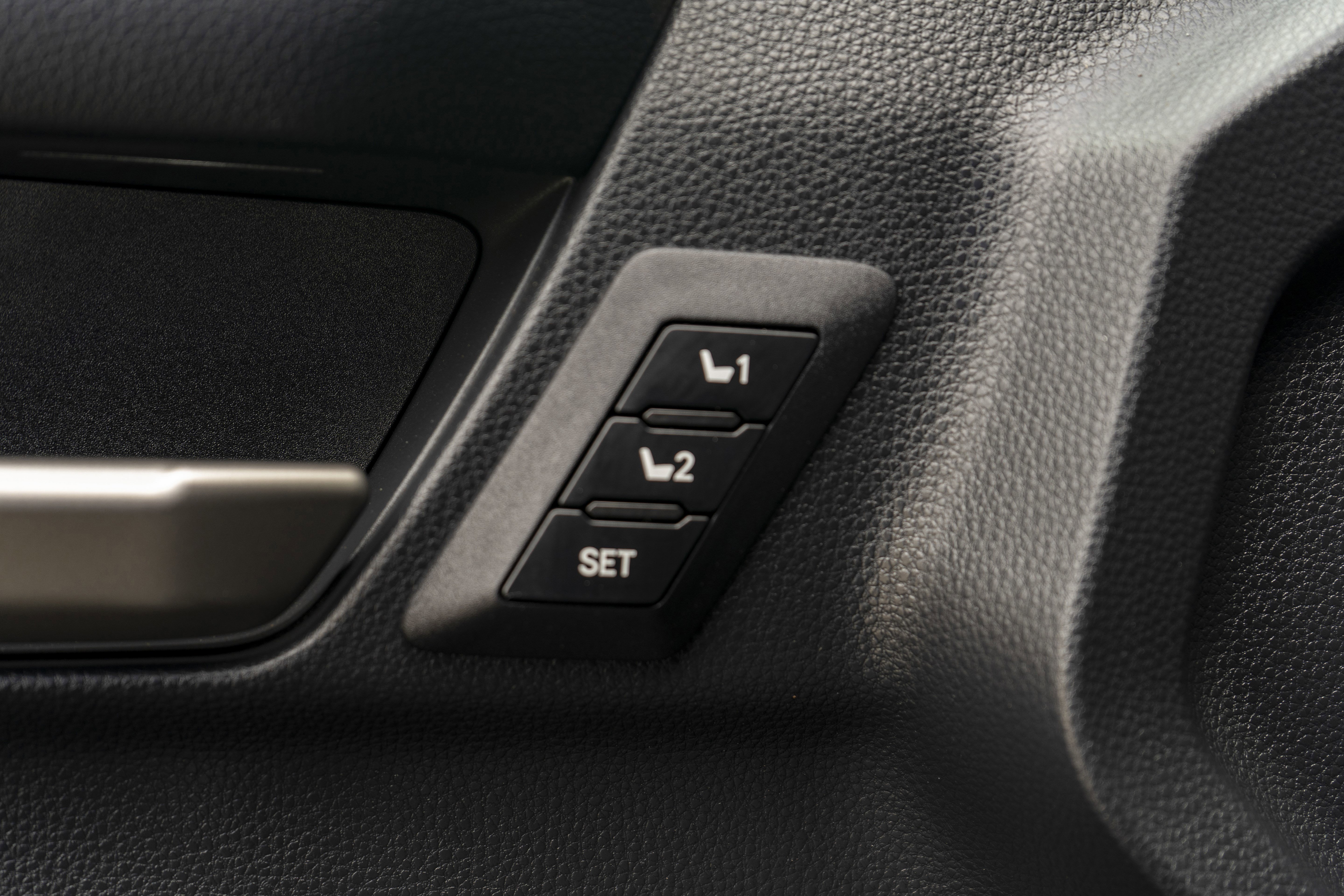 Used 2025 Toyota 4Runner Limited image 39