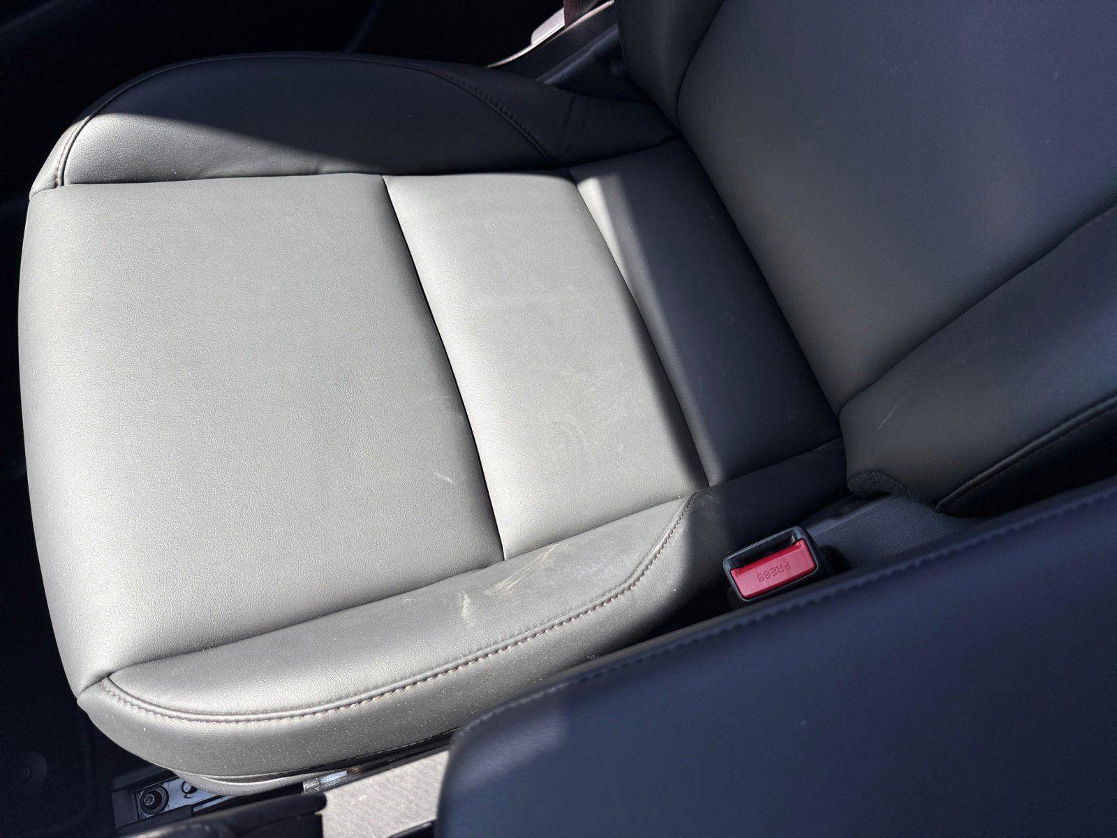 Certified 2025 MAZDA MAZDA3 s FWD image 28